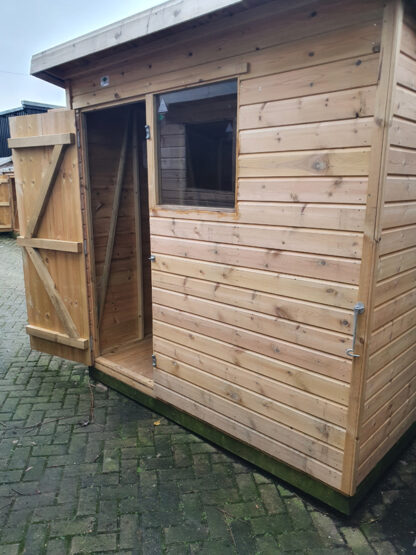 7 x 5 Pent shed (Ex Display) - Image 4